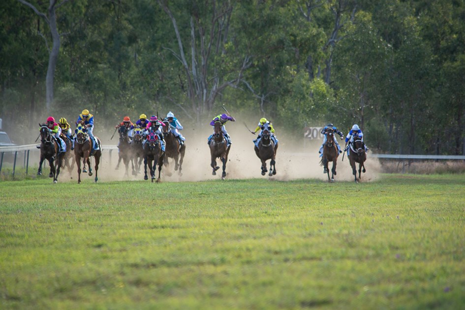 Eidsvold comes to life for annual Cup meeting :: Racing Queensland