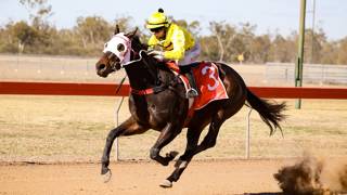 Saunders salutes Goodwin after career-best treble