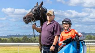 Marsh has throw at stumps for maiden city win