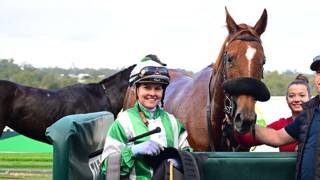 Emotional Ipswich win honours Giddy Gan's namesake