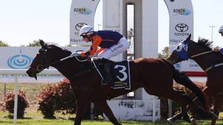 Button’s Bowen knowledge a big advantage